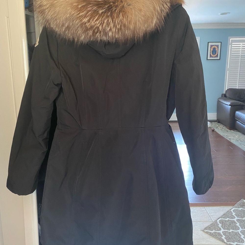 Moncler down jacket size T2 with real fur runs like medium - Picture 3 of 11